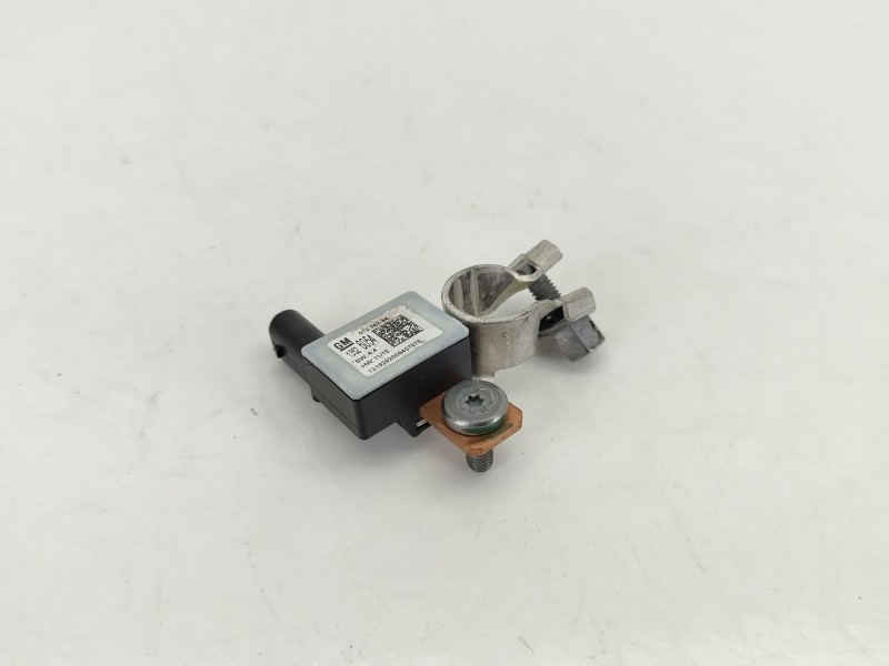 Recambio de sensor para opel astra k sports tourer (b16) 1.6 cdti (35) referencia OEM IAM 13526054  