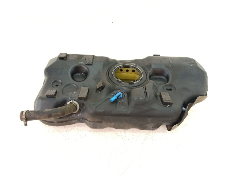 Recambio de deposito combustible para kia ceed (cd) 1.6 crdi 136 referencia OEM IAM 31150G4950  