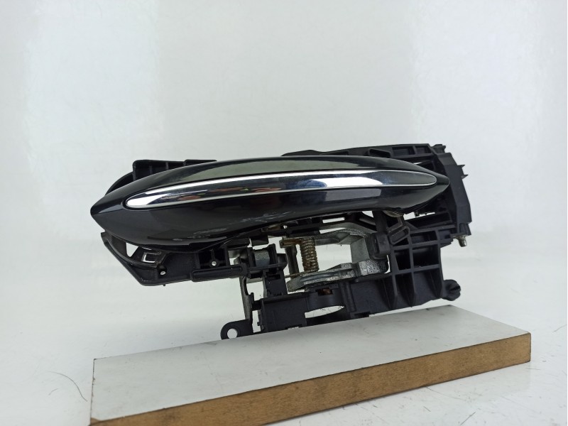 Recambio de maneta exterior trasera derecha para bmw 5 touring (f11) 535 d referencia OEM IAM X4717565008  