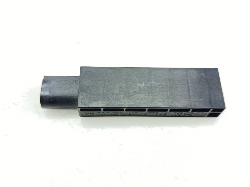 Recambio de antena para seat ibiza v (kj1, kjg) 1.0 tsi referencia OEM IAM 5Q0962131  