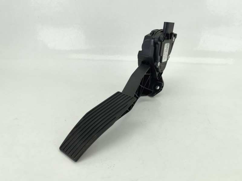 Recambio de potenciometro pedal para opel astra k sports tourer (b16) 1.6 cdti (35) referencia OEM IAM 13373776  