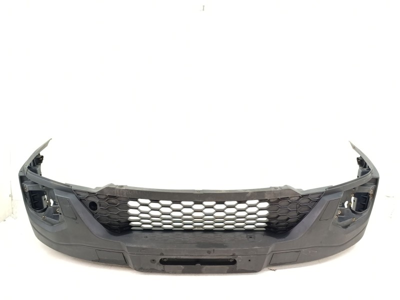 Recambio de paragolpes delantero para iveco daily vi caja/chasis 33s15, 35s15, 35c15 referencia OEM IAM 5802510213  