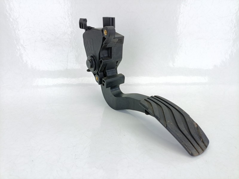 Recambio de potenciometro pedal para renault megane iv hatchback (b9a/m/n_) 1.2 tce 100 (b9ms) referencia OEM IAM 180020000R  