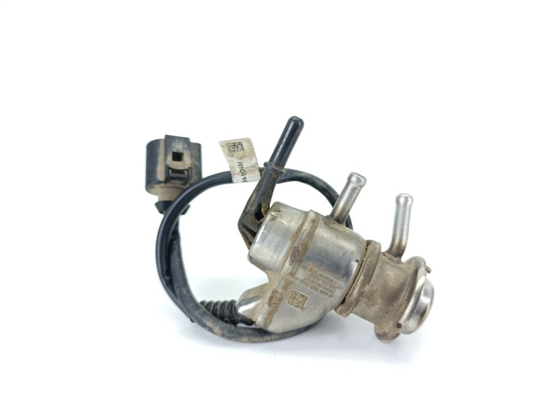 Recambio de inyector para volkswagen crafter furgoneta (sy_, sx_) 2.0 tdi referencia OEM IAM 2N0131113B  