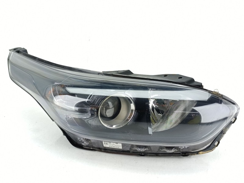 Recambio de faro derecho para kia ceed (cd) 1.6 crdi 136 referencia OEM IAM 92102J7051  