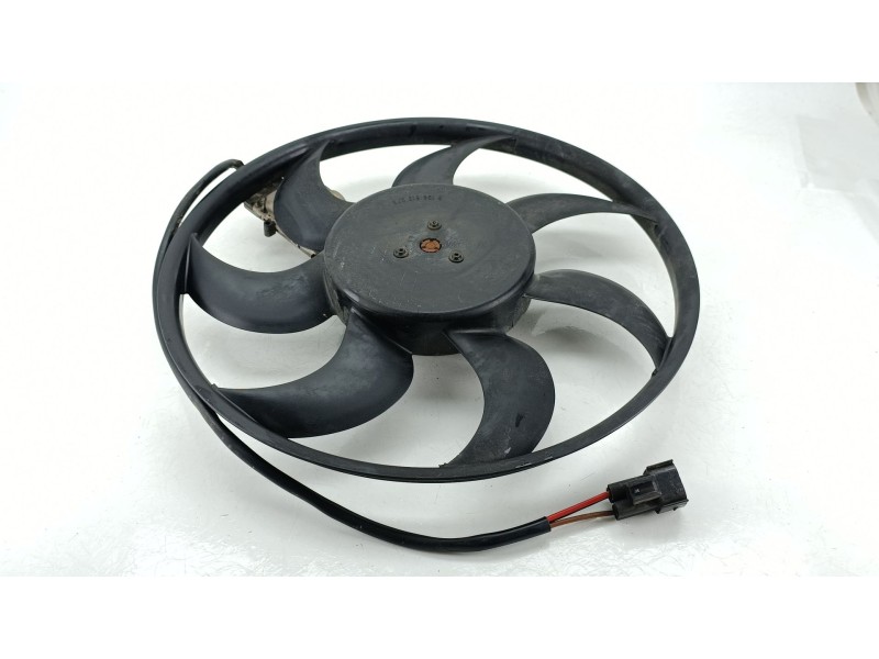 Recambio de electroventilador para bmw x1 (e84) sdrive 18 d referencia OEM IAM 17428506668  