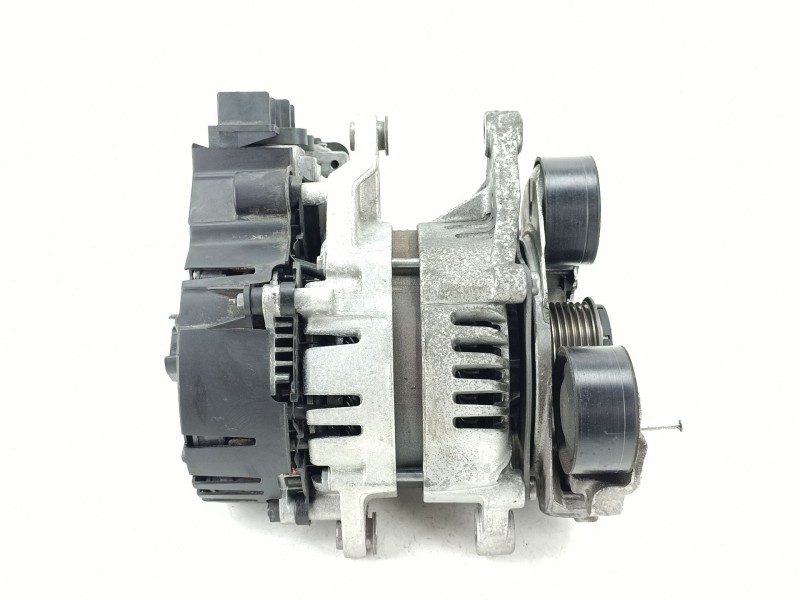 Recambio de alternador para kia ceed (cd) 1.6 crdi 136 referencia OEM IAM 363002U100  