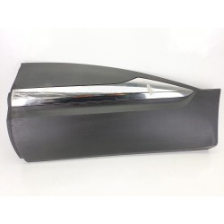 MOLDURA 828777704R 