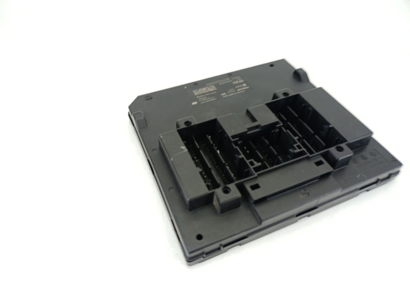 Recambio de caja reles / fusibles para volkswagen crafter furgoneta (sy_, sx_) 2.0 tdi referencia OEM IAM 5Q0937084CM  