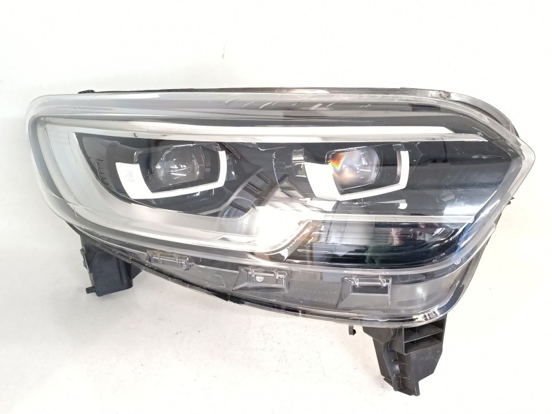 Recambio de faro derecho para renault kadjar (ha_, hl_) 1.3 tce 160 (hlnc) referencia OEM IAM 260105570R  