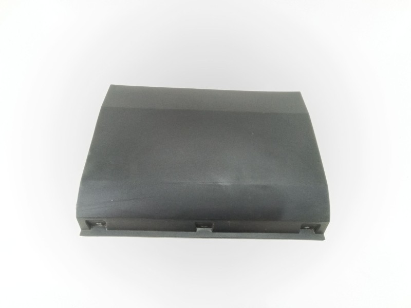 Recambio de moldura para iveco daily vi caja/chasis 33s15, 35s15, 35c15 referencia OEM IAM 5801821757  