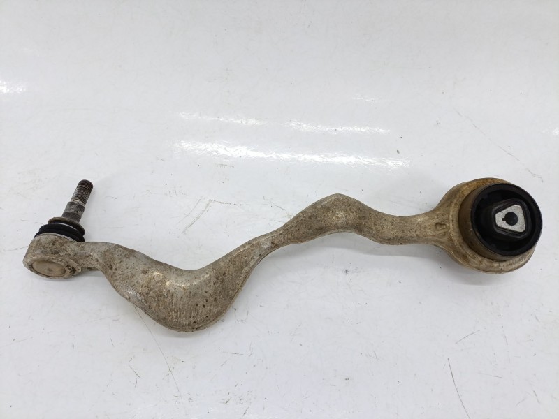 Recambio de brazo suspension inferior delantero derecho para bmw x1 (e84) sdrive 18 d referencia OEM IAM 31126763704  