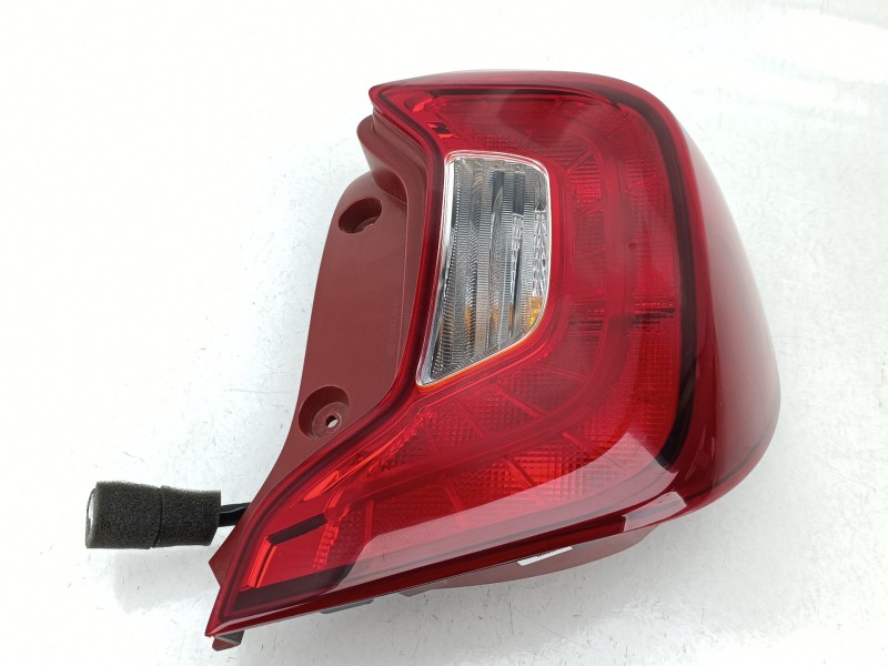 Recambio de piloto trasero derecho para kia picanto iii (ja) 1.0 referencia OEM IAM 92402G6000  
