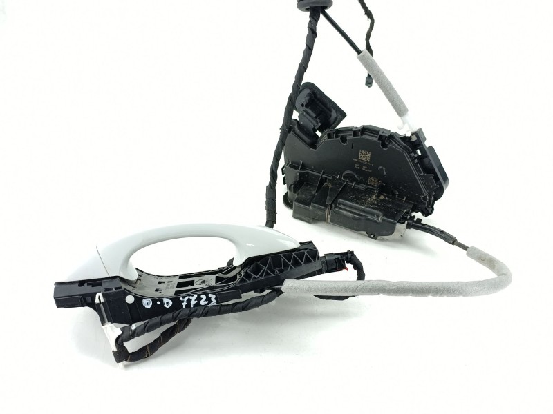 Recambio de cerradura puerta delantera derecha para skoda karoq (nu7, nd7) 2.0 tdi referencia OEM IAM 5TB837016E  