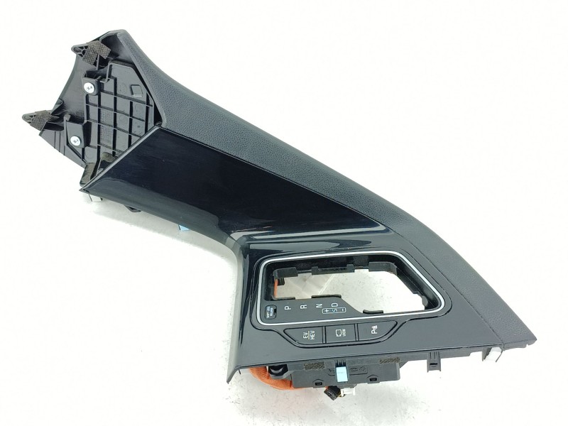 Recambio de guarnecidos palanca cambio para kia niro i (de) 1.6 gdi hybrid referencia OEM IAM 84652G5000  