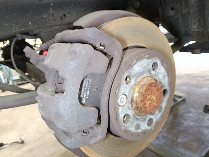 Recambio de pinza freno trasera derecha para volkswagen crafter furgoneta (sy_, sx_) 2.0 tdi referencia OEM IAM 2N0615424  