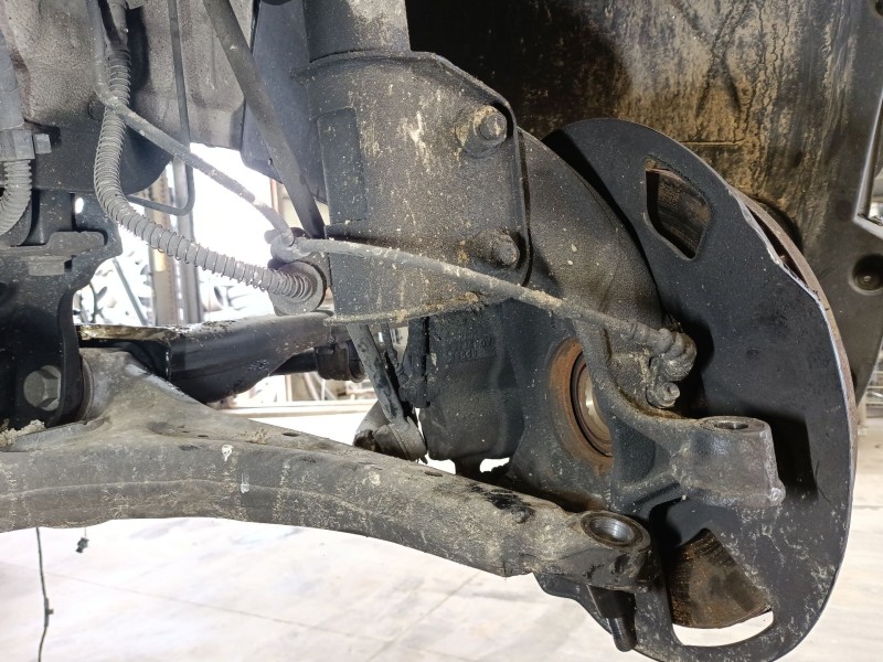 Recambio de mangueta delantera derecha para volkswagen crafter furgoneta (sy_, sx_) 2.0 tdi referencia OEM IAM 2N0407258B  