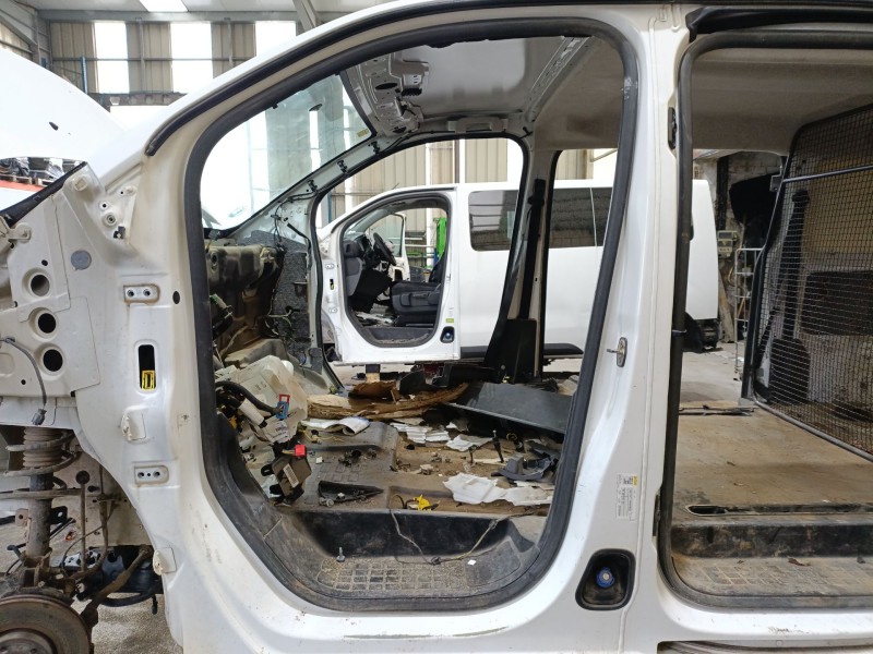 Recambio de gomas contorno puerta para peugeot traveller autobús (v_) 1.5 bluehdi 120 referencia OEM IAM   