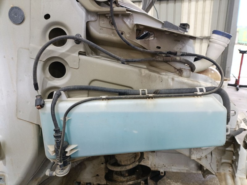 Recambio de deposito limpia para peugeot traveller autobús (v_) 1.5 bluehdi 120 referencia OEM IAM 9809803680  