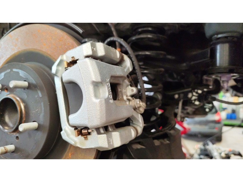 Recambio de pinza freno trasera izquierda para toyota rav 4 v (_a5_, _h5_) 2.5 hybrid (axah52) referencia OEM IAM 4785042090  