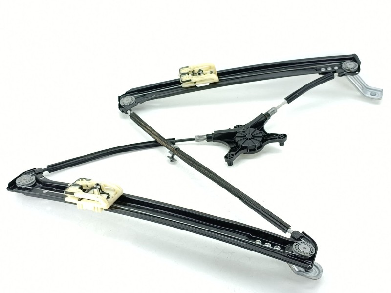 Recambio de elevalunas delantero derecho para skoda karoq (nu7, nd7) 2.0 tdi referencia OEM IAM 575837462A  