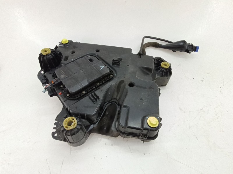 Recambio de deposito adblue para peugeot traveller autobús (v_) 1.6 bluehdi 115 referencia OEM IAM 9822257280  