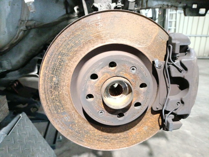 Recambio de disco freno delantero derecho para opel corsa e (x15) 1.3 cdti (08, 68) referencia OEM IAM VERE7143  