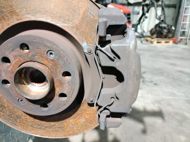 Recambio de pinza freno delantera derecha para opel corsa e (x15) 1.3 cdti (08, 68) referencia OEM IAM 95522669  
