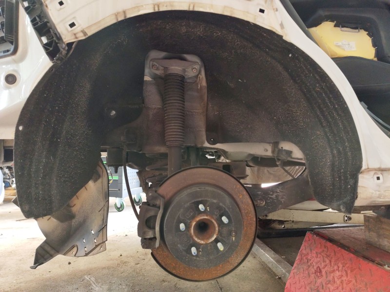 Recambio de paso de rueda trasero derecho para hyundai tucson (tl, tle) 1.6 gdi referencia OEM IAM 86822D7500  