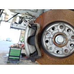 PINZA FRENO DELANTERA IZQUIERDA 8V0615123D 