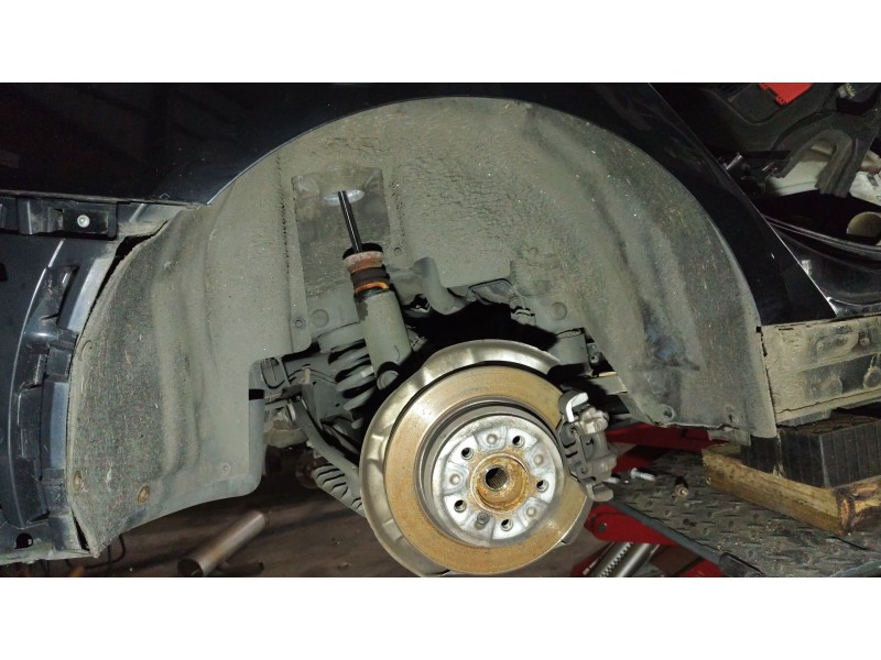 Recambio de paso de rueda trasero derecho para bmw 3 gran turismo (f34) 320 d referencia OEM IAM 51717288906  