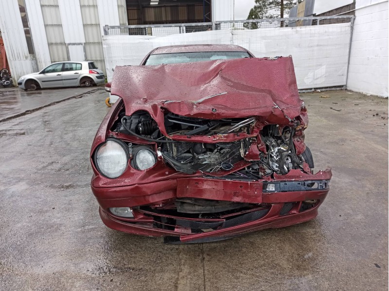 MERCEDES-BENZ CLK (C208)