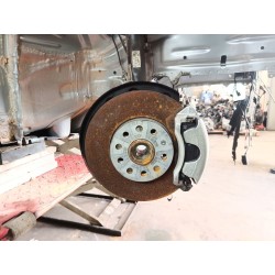 PINZA FRENO DELANTERA DERECHA 8V0615124D 