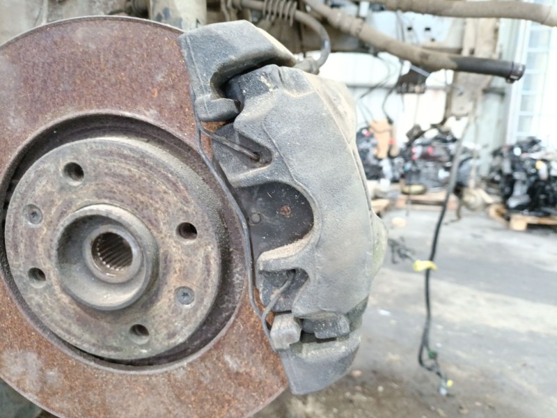 Recambio de pinza freno delantera derecha para peugeot partner furgoneta/monovolumen 1.6 hdi referencia OEM IAM 4400V8  