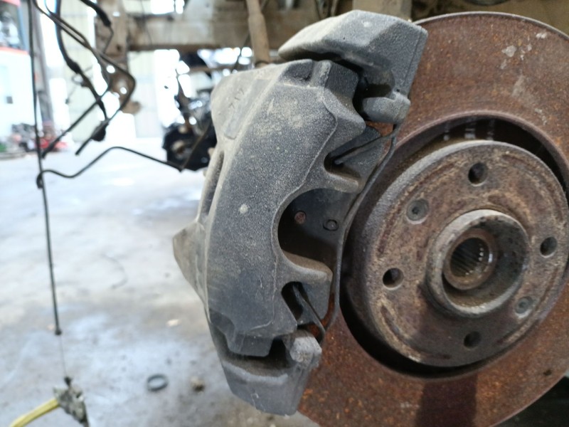 Recambio de pinza freno delantera izquierda para peugeot partner furgoneta/monovolumen 1.6 hdi referencia OEM IAM 4400V7  