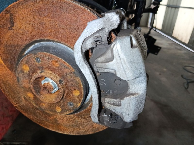 Recambio de pinza freno delantera derecha para peugeot 408 ii (fp_, f3_, fm_) puretech 130 referencia OEM IAM 1647880080  