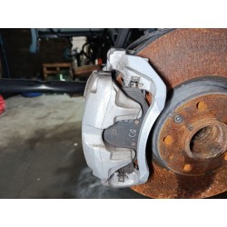 PINZA FRENO DELANTERA IZQUIERDA 1647879980 