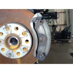 PINZA FRENO DELANTERA DERECHA 8V0615124 
