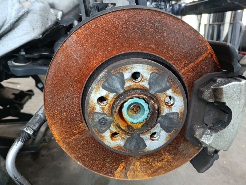 Recambio de disco freno delantero derecho para seat arona (kj7, kjp) 1.0 tsi referencia OEM IAM 2Q0615301H  