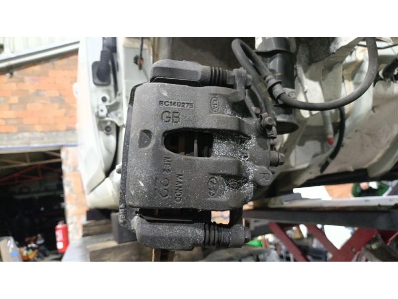 Recambio de pinza freno delantera derecha para hyundai i20 ii (gb, ib) 1.2 referencia OEM IAM 58130C8000  