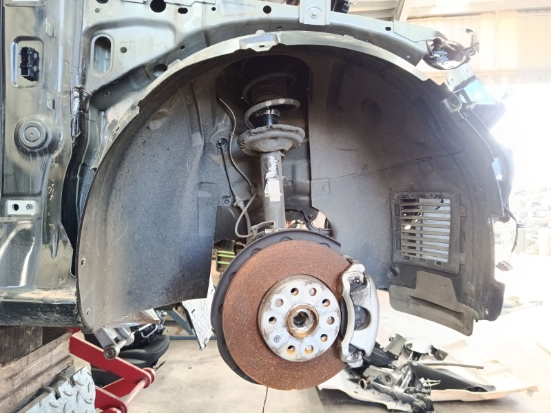 Recambio de paso de rueda delantero derecho para seat leon (kl1, klg) 1.5 etsi referencia OEM IAM 5FA809958H  