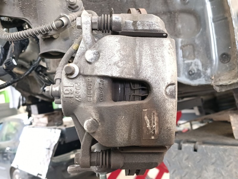 Recambio de pinza freno delantera izquierda para kia ceed (cd) 1.6 crdi 136 referencia OEM IAM 58180G4A10  