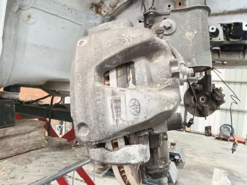 Recambio de pinza freno delantera derecha para fiat scudo furgoneta 1.5 multijet 100 (506) referencia OEM IAM 0006001080036  