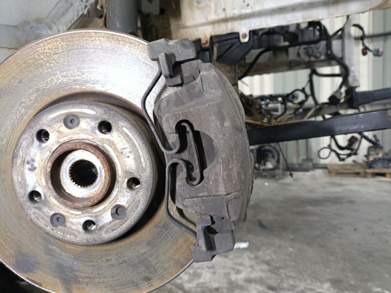 Recambio de pinza freno delantera derecha para peugeot traveller autobús (v_) 1.5 bluehdi 120 referencia OEM IAM 1692650680  
