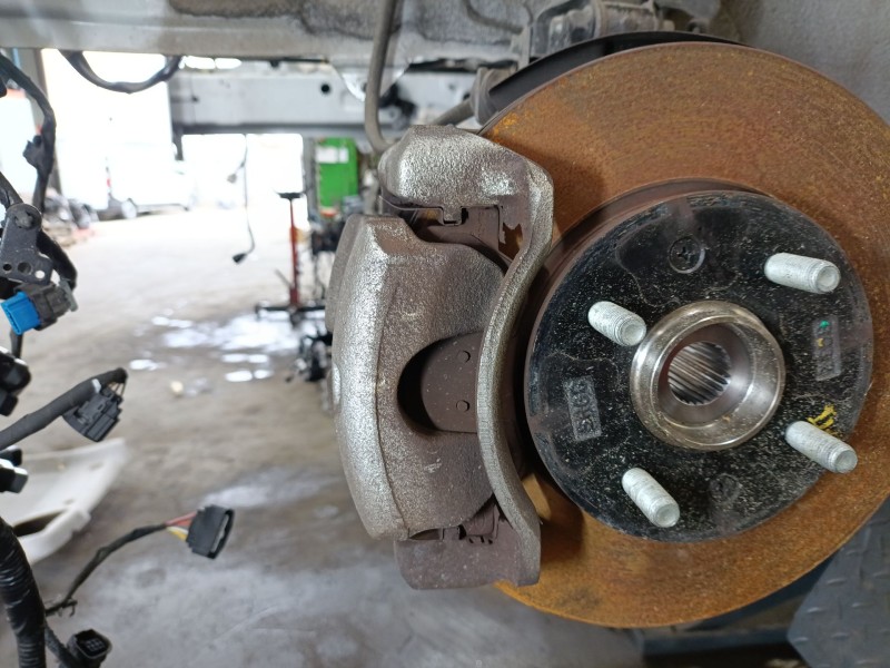 Recambio de pinza freno delantera izquierda para hyundai i20 iii (bc3, bi3) 1.2 referencia OEM IAM 58110Q0000  
