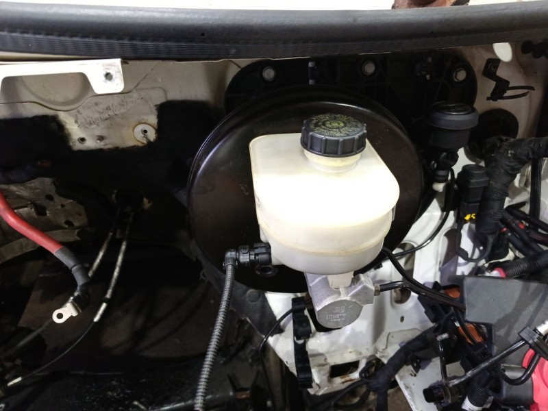 Recambio de bomba freno para iveco daily vi caja/chasis 33s15, 35s15, 35c15 referencia OEM IAM 504269884  