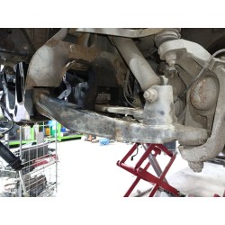 BRAZO SUSPENSION INFERIOR DELANTERO IZQUIERDO 5801564316 