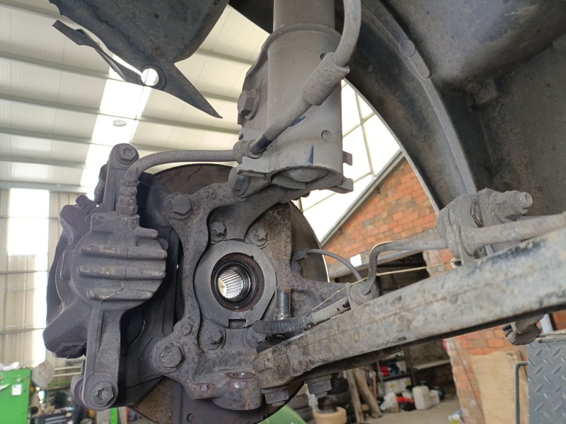 Recambio de mangueta delantera derecha para fiat talento furgoneta (296_) 1.6 d referencia OEM IAM 0006000618837  
