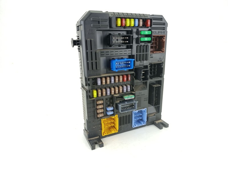 Recambio de caja reles / fusibles para peugeot traveller autobús (v_) 1.5 bluehdi 120 referencia OEM IAM 9822745880  