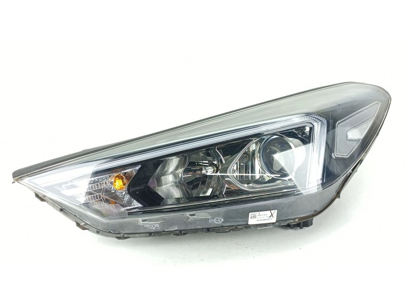 Recambio de faro izquierdo para hyundai tucson (tl, tle) 1.6 gdi referencia OEM IAM D792111A10  